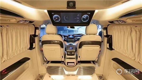 奔驰V260L高顶巴赫VS680,卡莫兹奢华与浪漫的结合