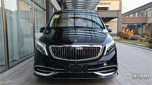 奔驰V260L高顶巴赫VS680,卡莫兹奢华与浪漫的结合