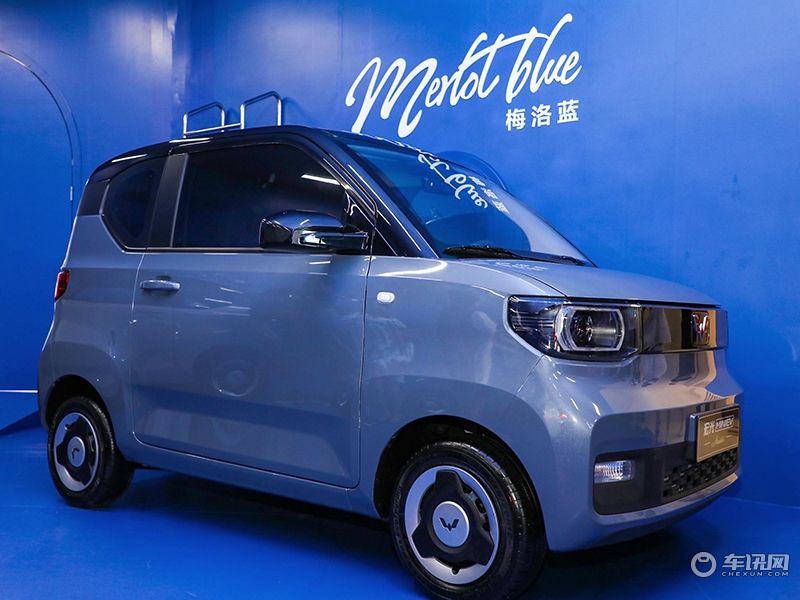 宏光MINIEV又出新配色！梅洛蓝or生椰白，你Pick哪款？
