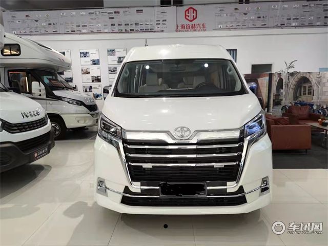 进口丰田海狮9座商务车改装,V6发动机3.5L提供强大动力