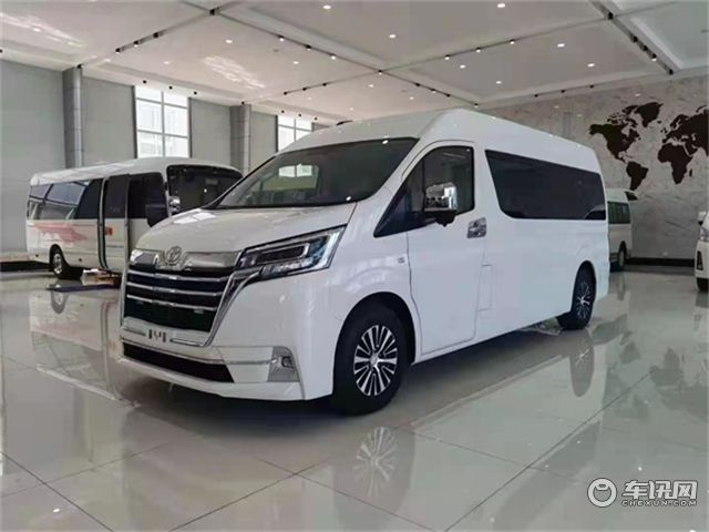 丰田海狮豪华九座商务车，超大尺寸，3.5v6发动机带来强劲动力