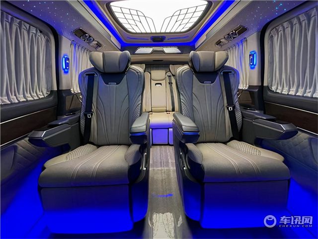 新款奔驰商务车，奔驰V260定制升级，迈巴赫VS680版