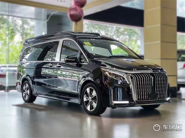 豪克V600星影 全隔断四座属于真正的总裁座驾