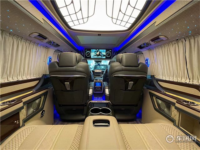 新款奔驰商务车，奔驰V260定制升级，迈巴赫VS680版