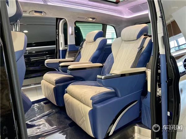 奔驰V260L定制高顶商务车，现车年终钜惠