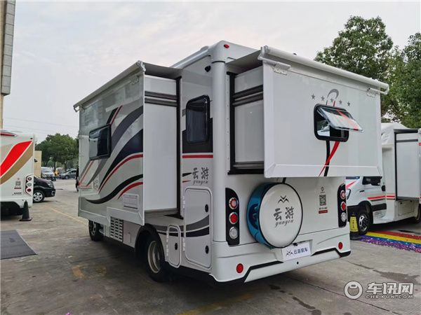 新吉奥云游依维柯房车，品质保证价格实惠