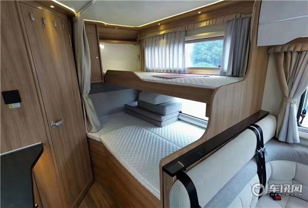 金冠宾歌CX500依维柯房车，低重心设计行驶更平稳