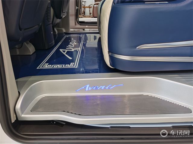 家用商务两不误,别克GL8全新升级豪华七座商务车上海现车促销