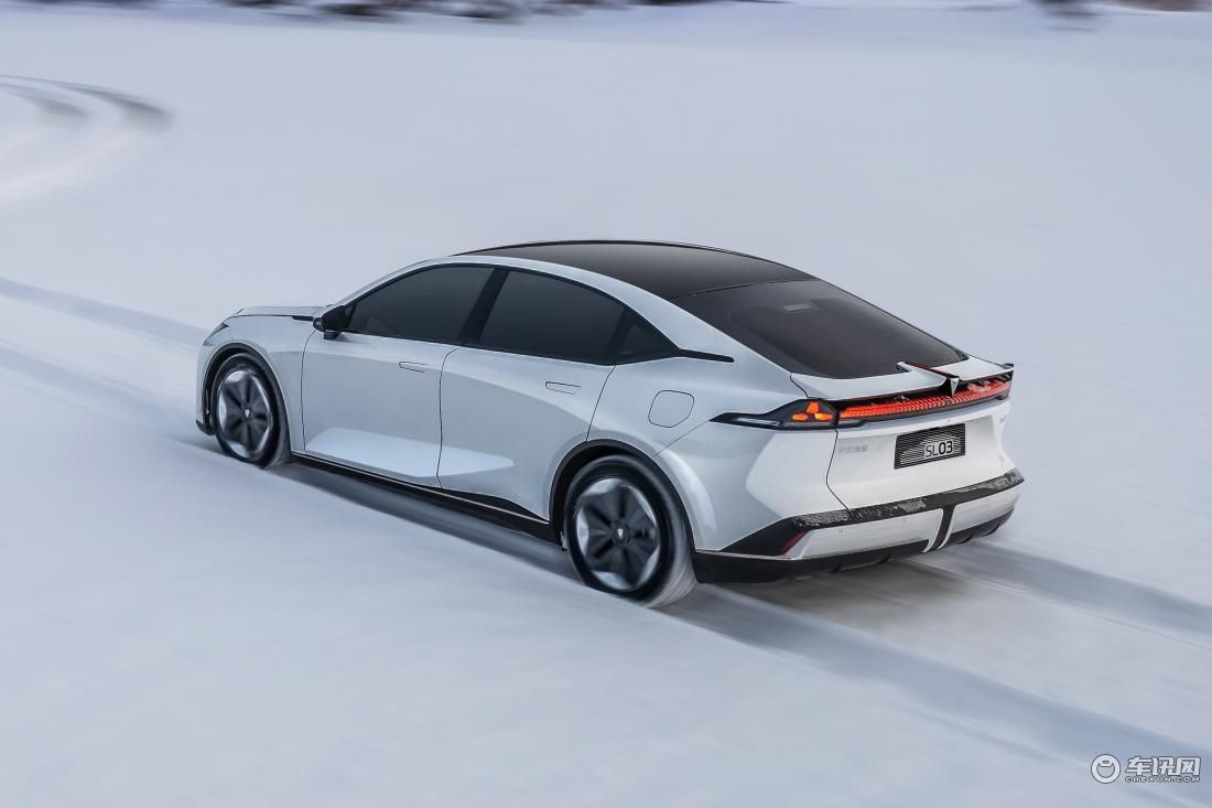 长安深蓝SL03上市！Model 3又迎来当头一棒？