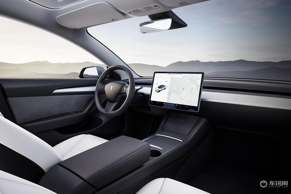 长安深蓝SL03上市！Model 3又迎来当头一棒？