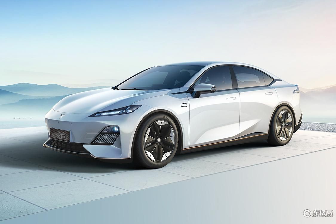长安深蓝SL03上市！Model 3又迎来当头一棒？