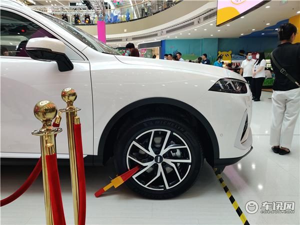 魏牌拿铁DHT-PHEV 长春车城万达首发登场