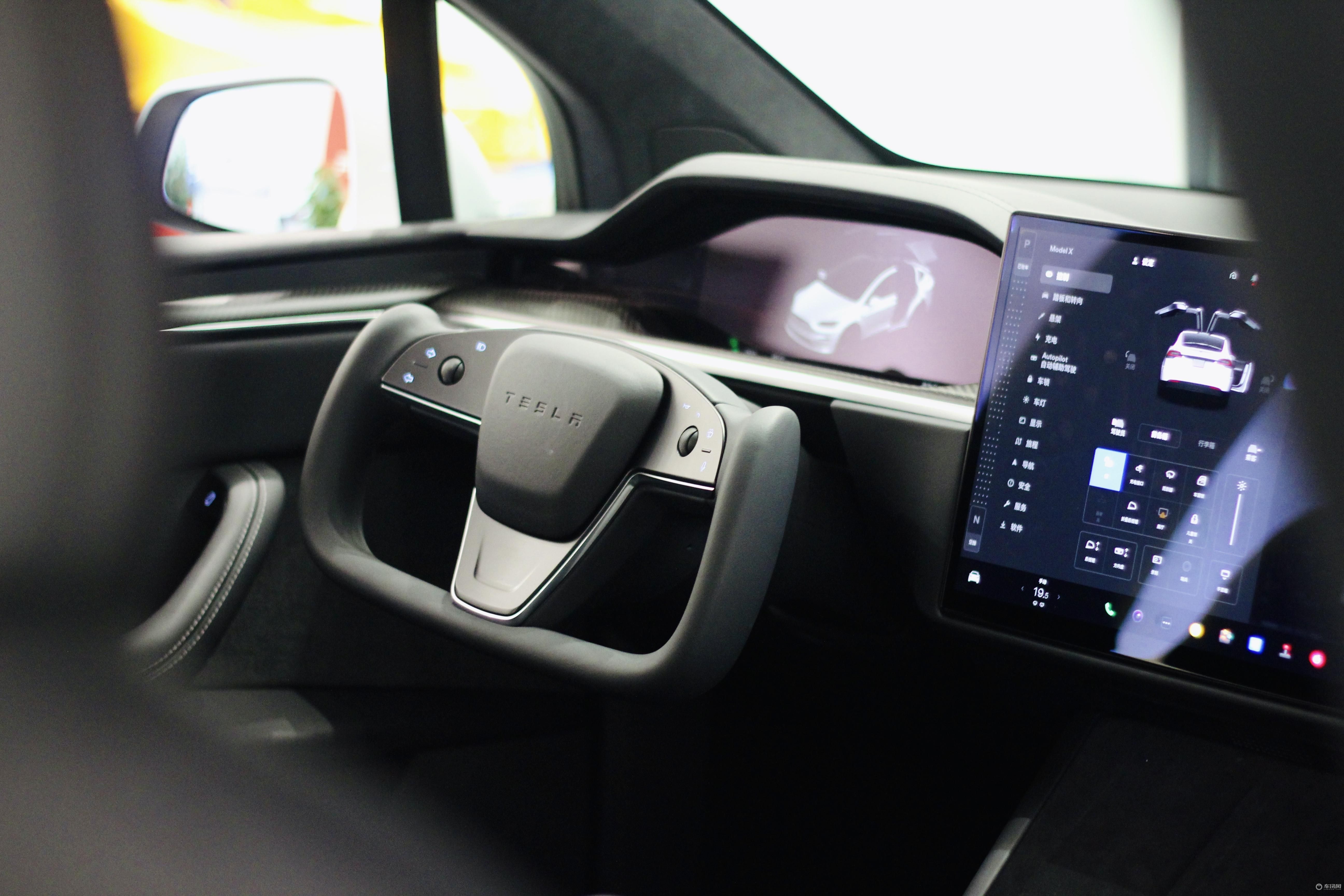 6秒破百!特斯拉model x plaid巡展启幕首站空降西安