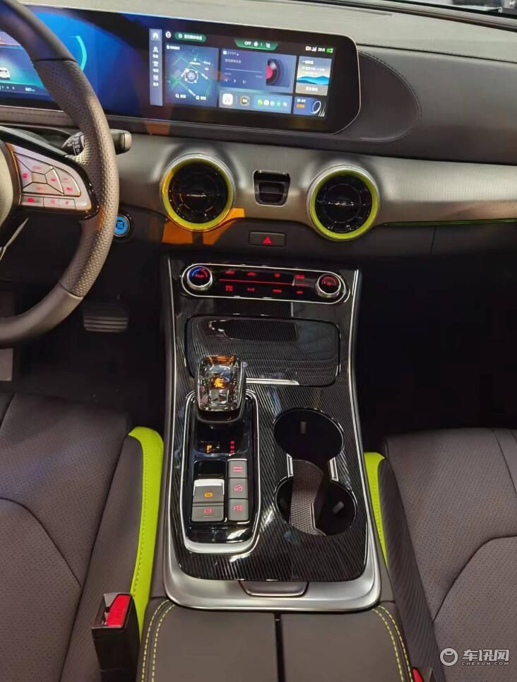 起步价12.99万 风行雷霆上市 CLTC综合续航630公里 支持快充