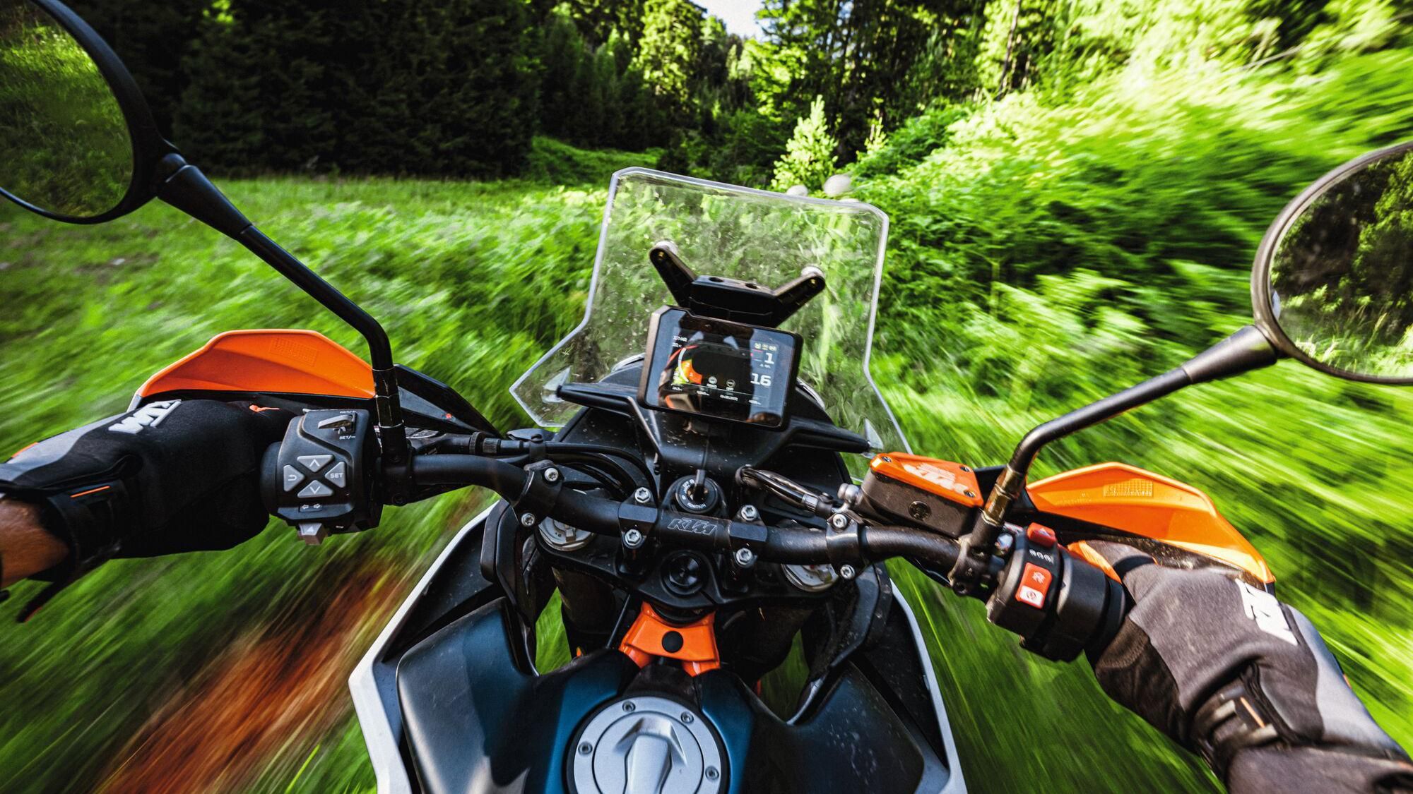 最会旅行的越野车！23款KTM 890 ADV R上市简析