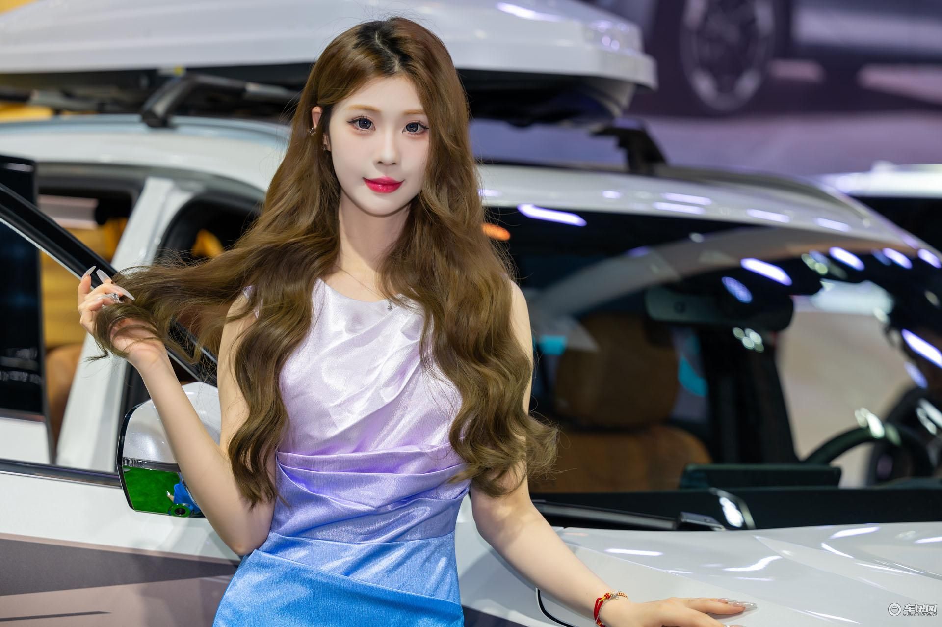 2023成都车展小姐姐大合集!是真男人就坚持到最后一张!