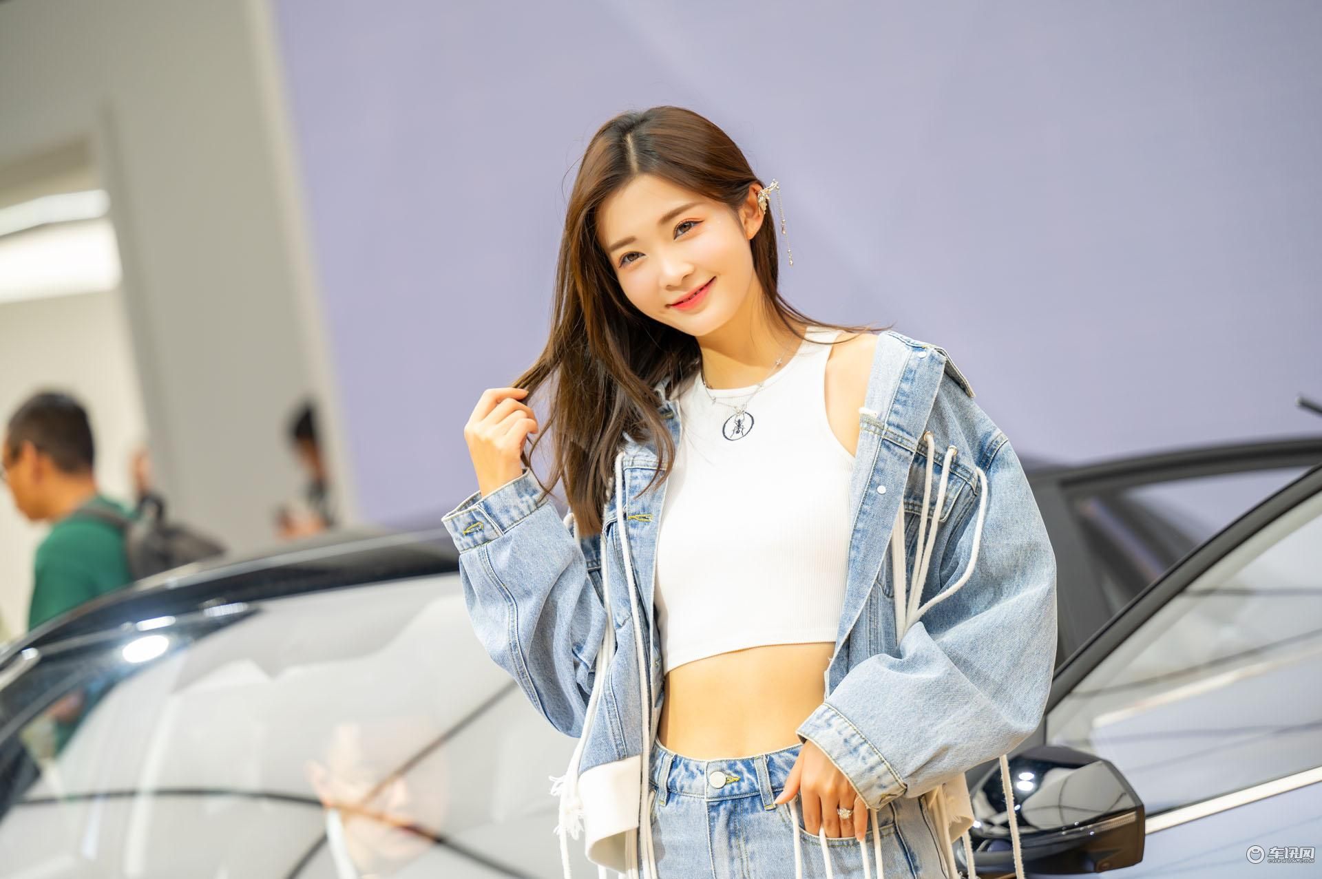 2023成都车展小姐姐大合集!是真男人就坚持到最后一张!