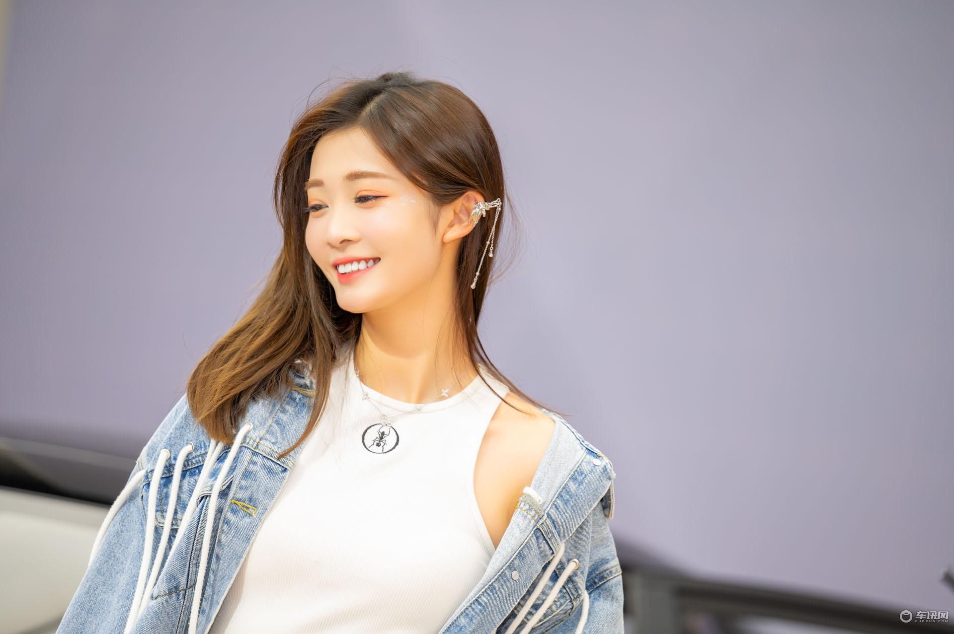 2023成都车展小姐姐大合集!是真男人就坚持到最后一张!