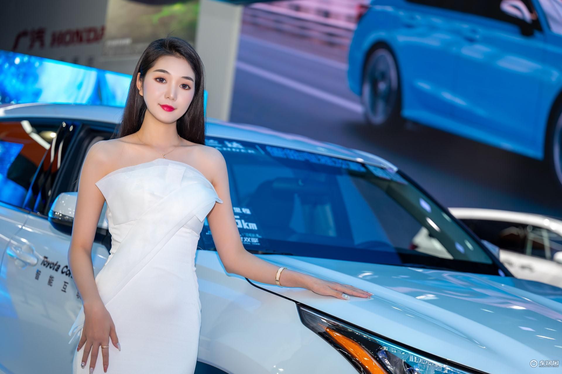 2023成都车展小姐姐大合集!是真男人就坚持到最后一张!