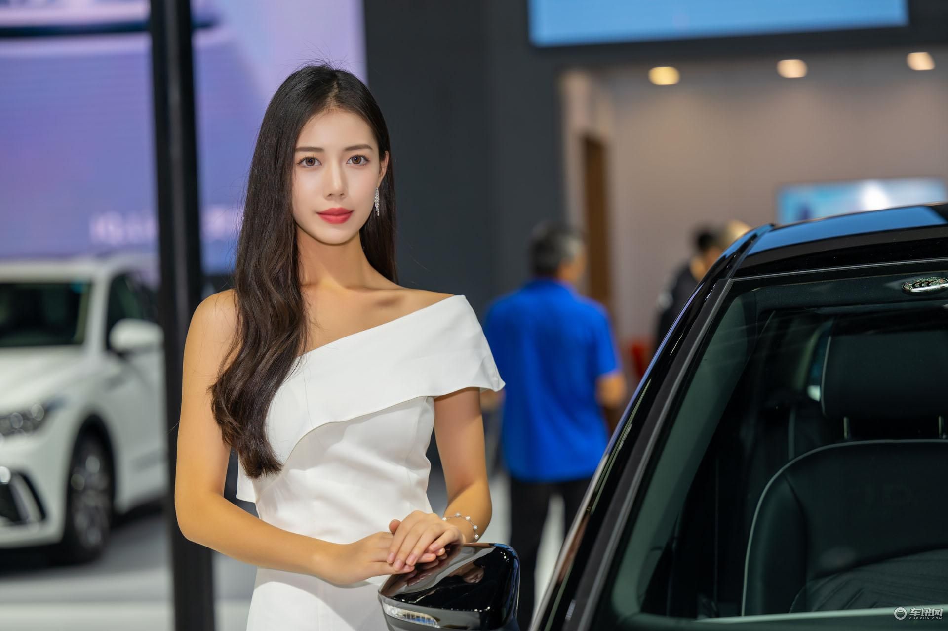 2023成都车展小姐姐大合集!是真男人就坚持到最后一张!