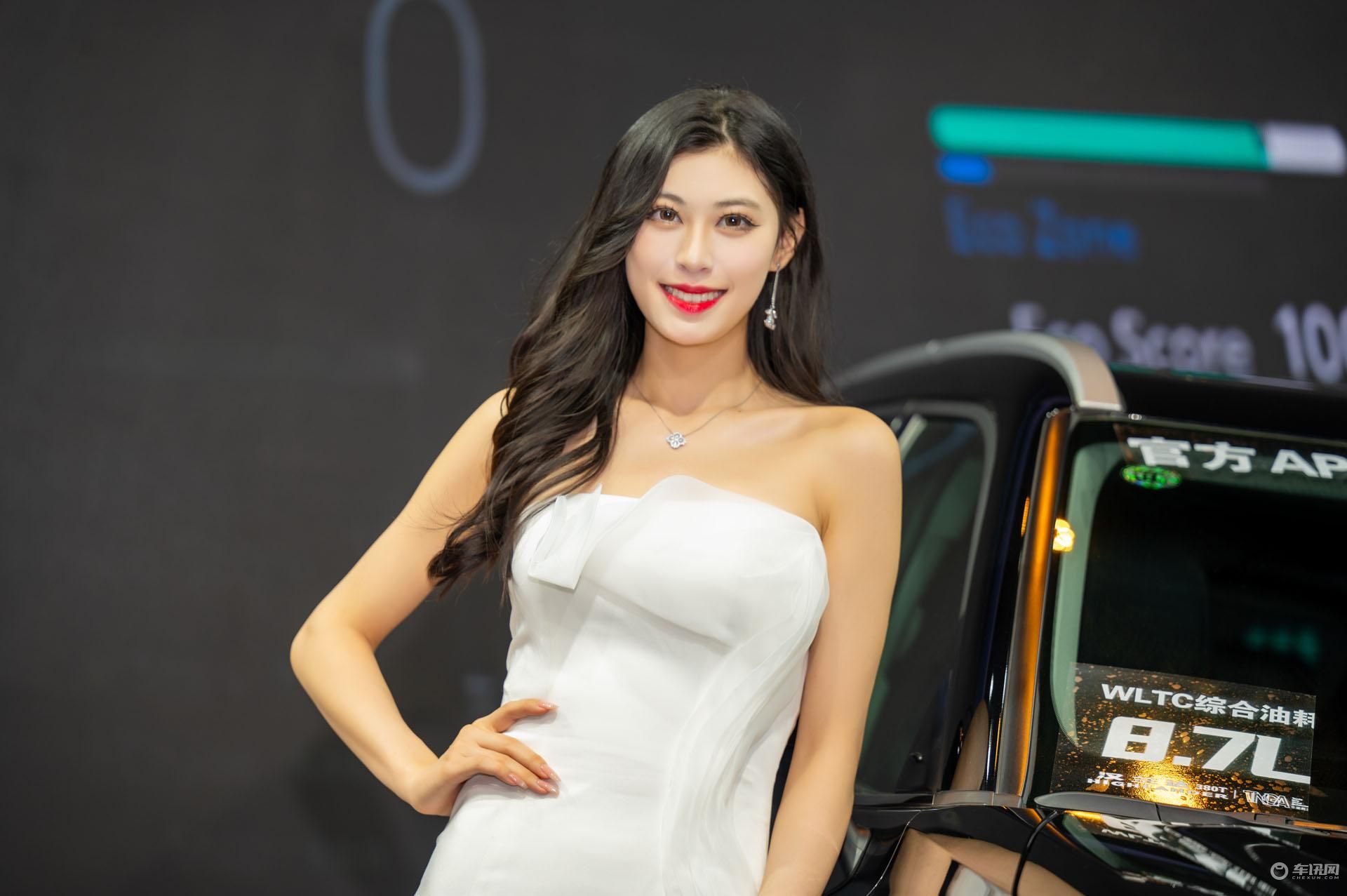 2023成都车展小姐姐大合集!是真男人就坚持到最后一张!