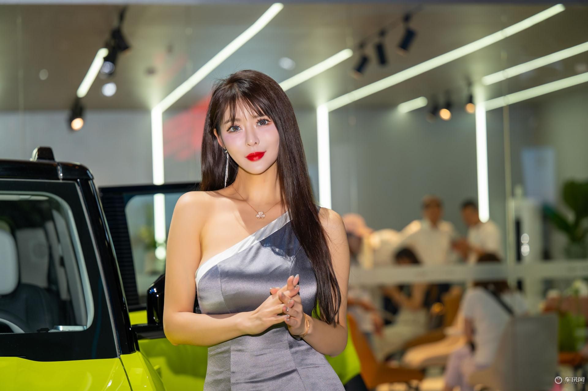 2023成都车展小姐姐大合集!是真男人就坚持到最后一张!