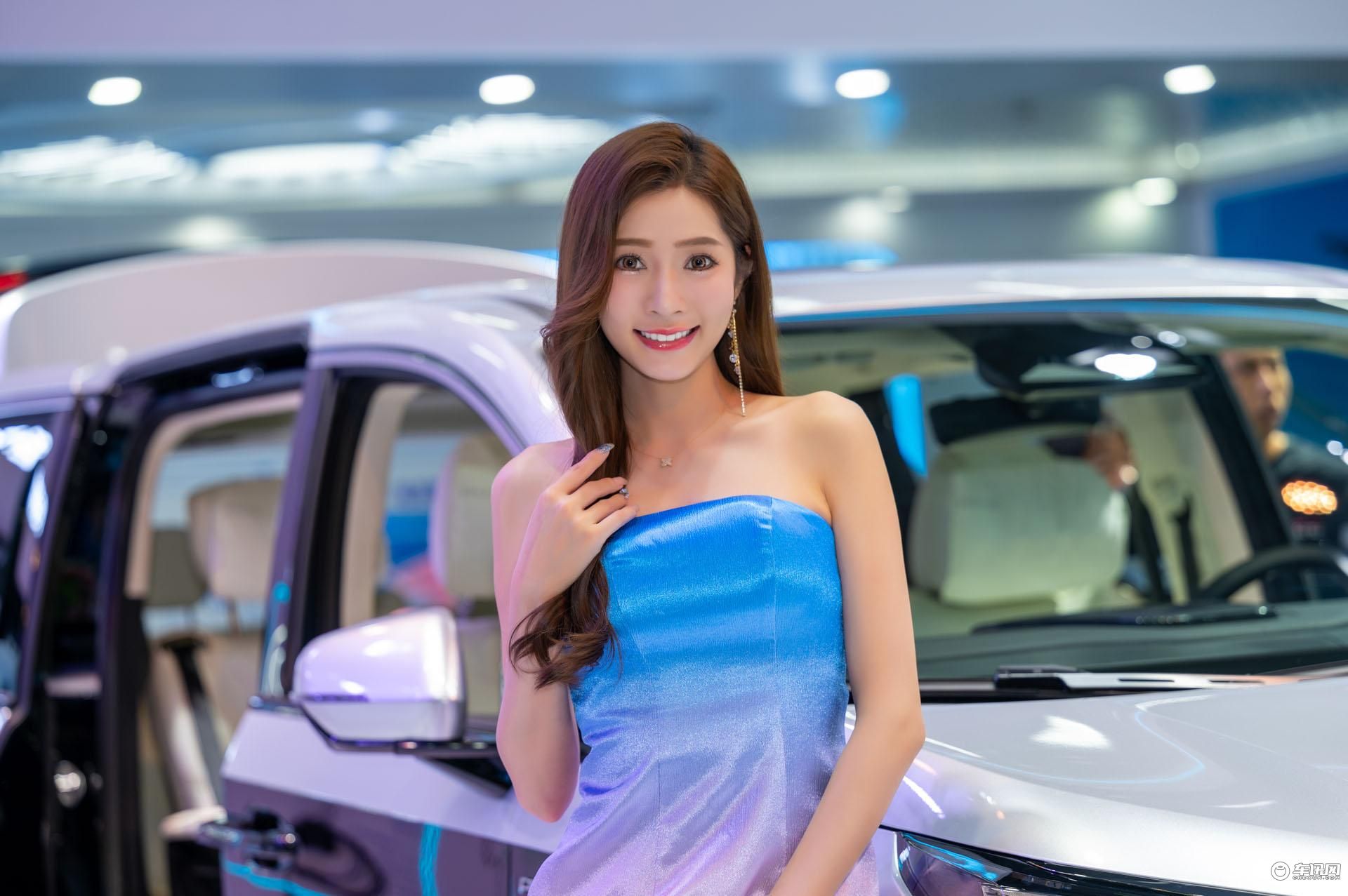 2023成都车展小姐姐大合集!是真男人就坚持到最后一张!