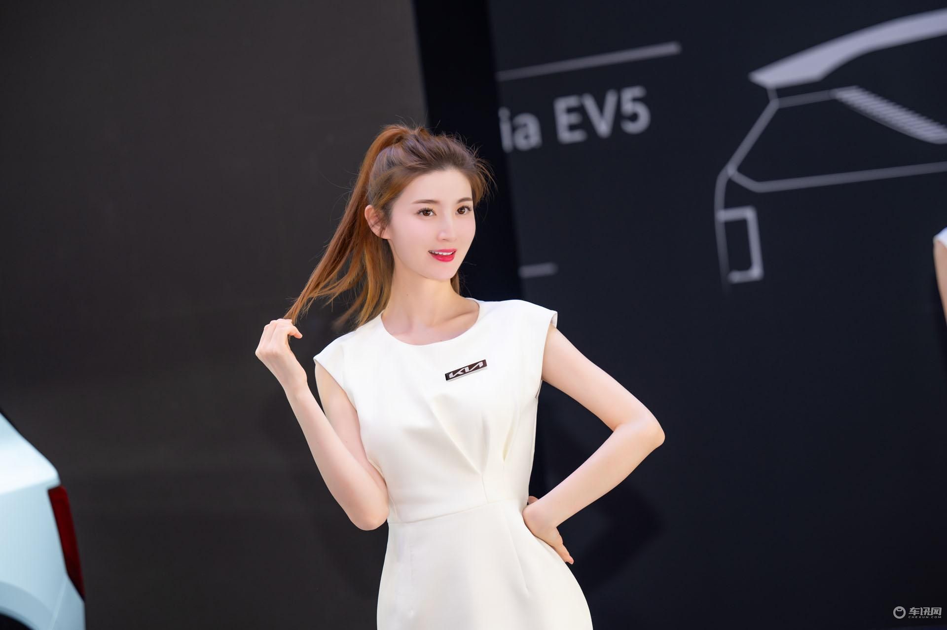 2023成都车展小姐姐大合集!是真男人就坚持到最后一张!