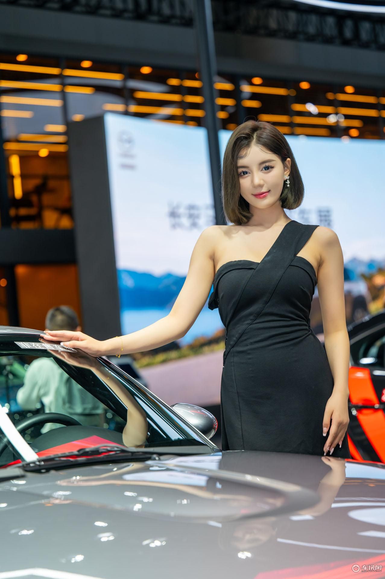 2023成都车展小姐姐大合集!是真男人就坚持到最后一张!
