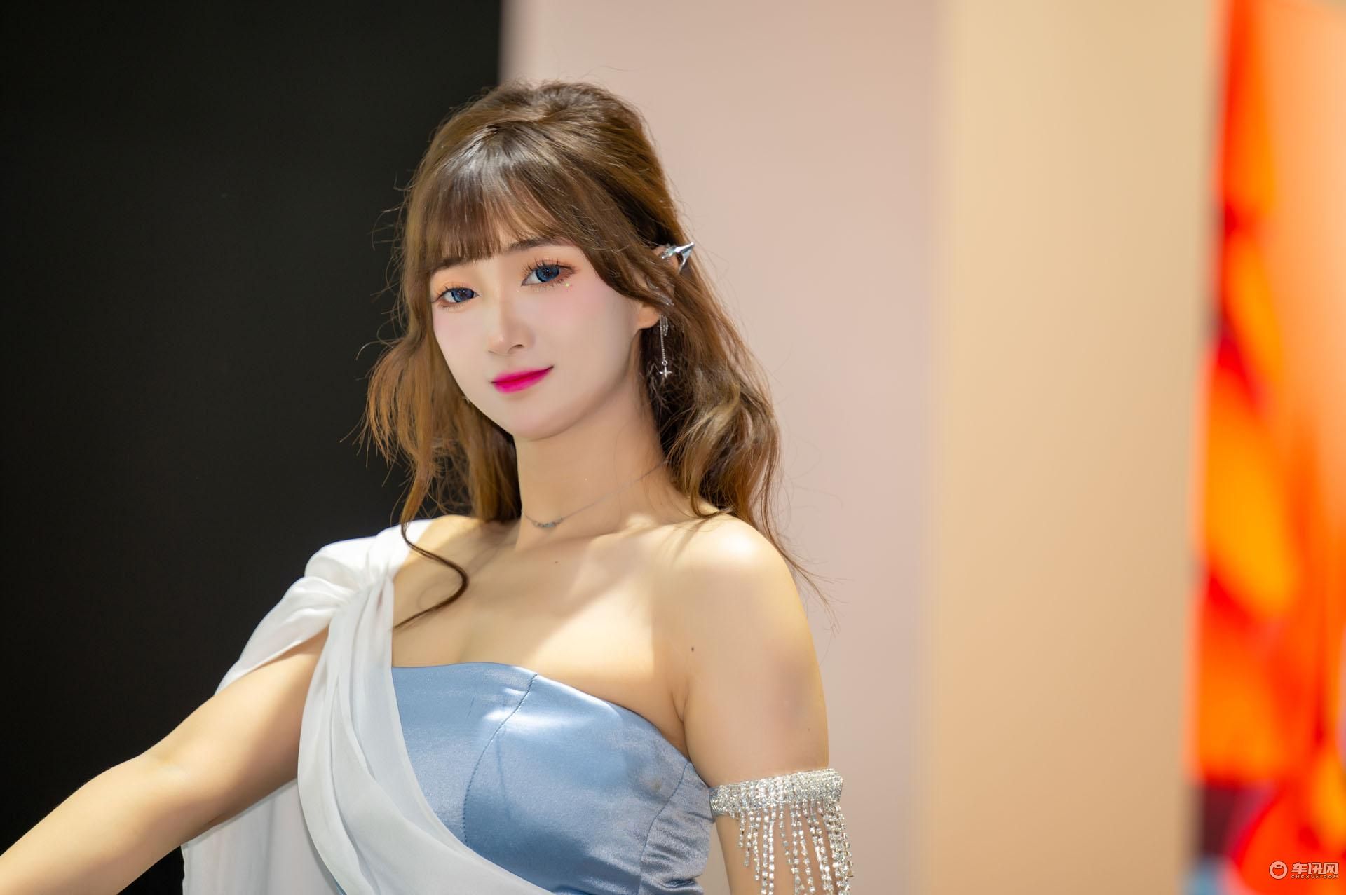 2023成都车展小姐姐大合集!是真男人就坚持到最后一张!