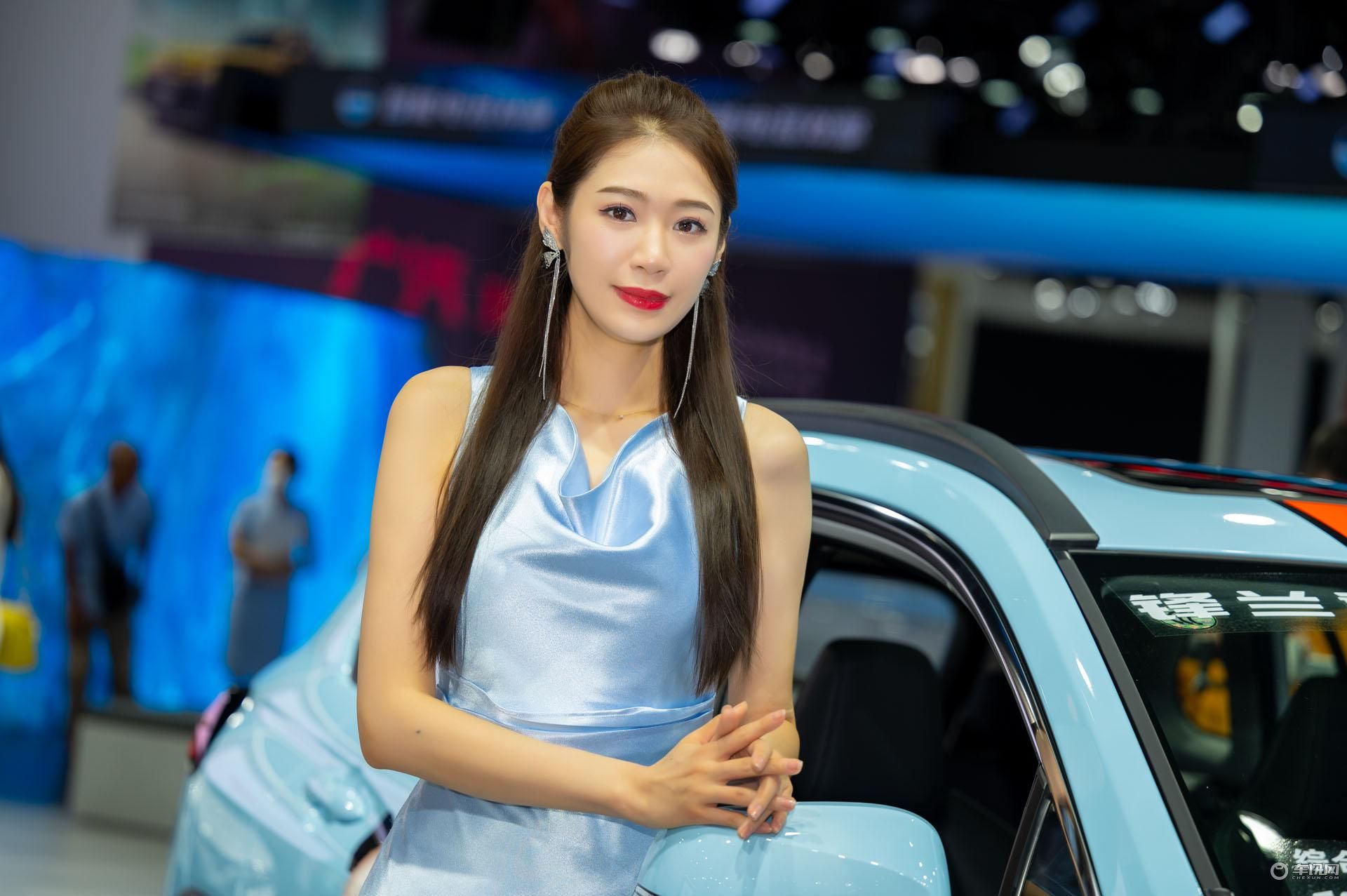 2023成都车展小姐姐大合集!是真男人就坚持到最后一张!