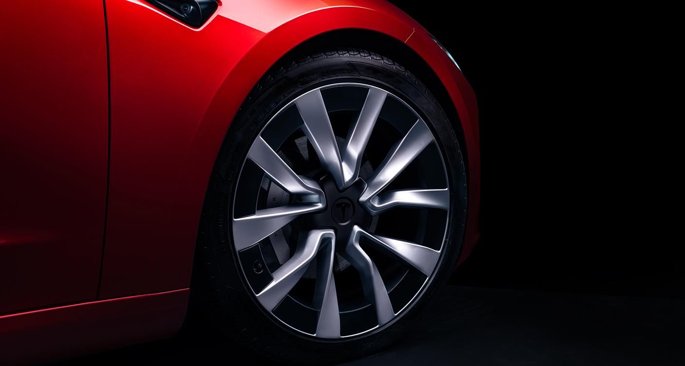 新款特斯拉Model 3上市！还涨价了？