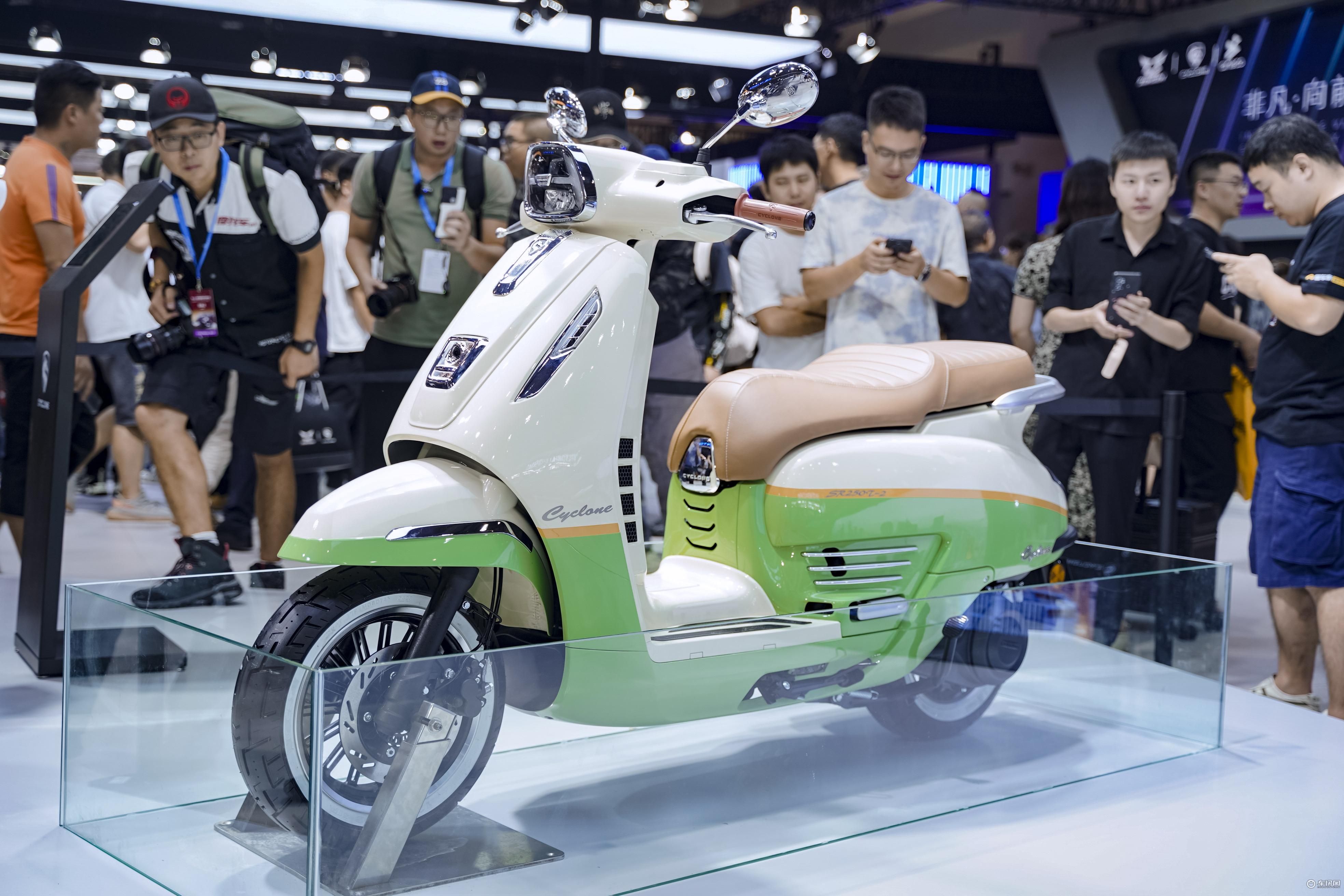赛科龙除了四缸，还有氢电混动！