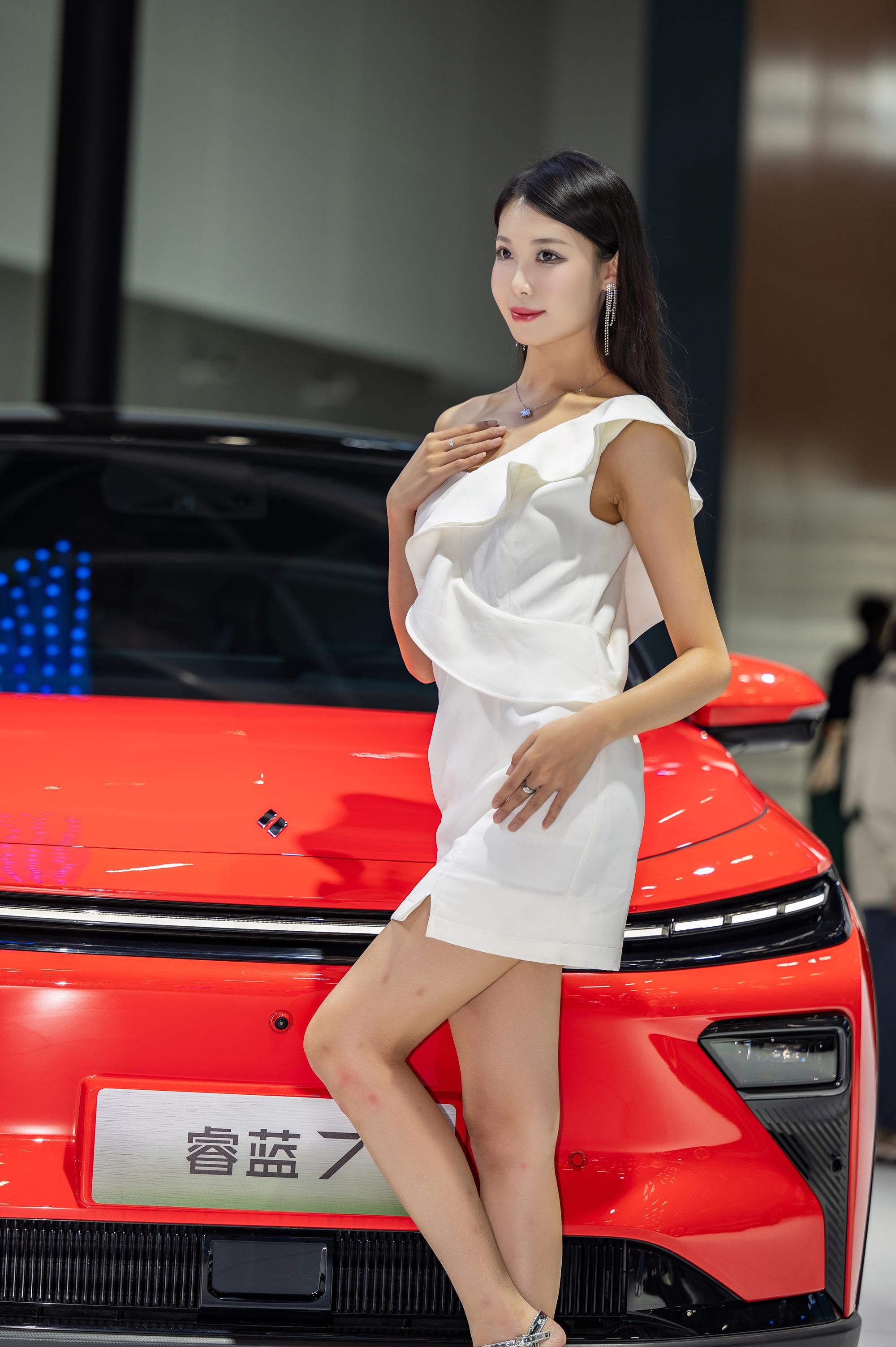 2023广州车展小姐姐大合集！是真男人就坚持到最后一张！
