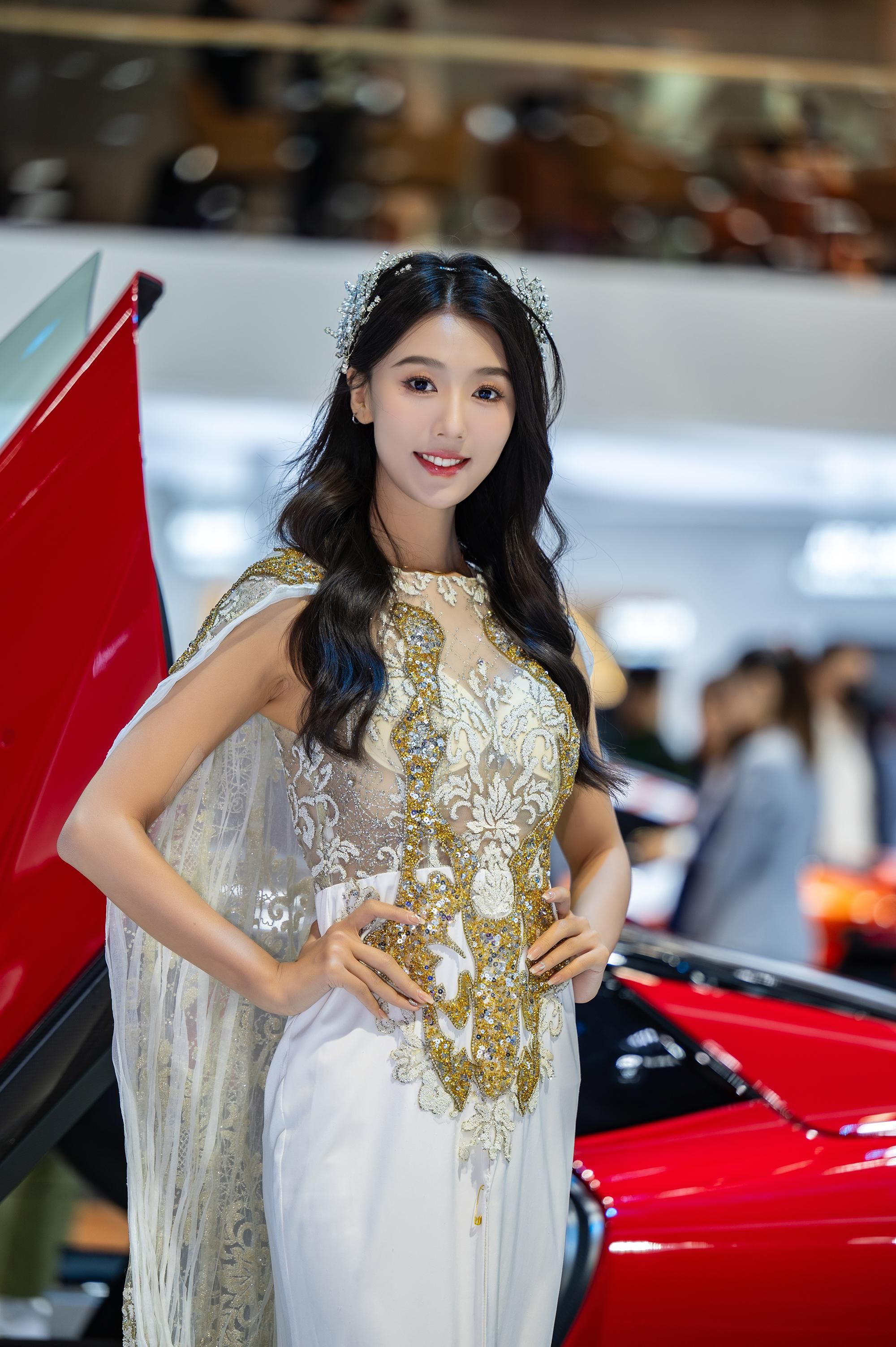 2023广州车展小姐姐大合集！是真男人就坚持到最后一张！