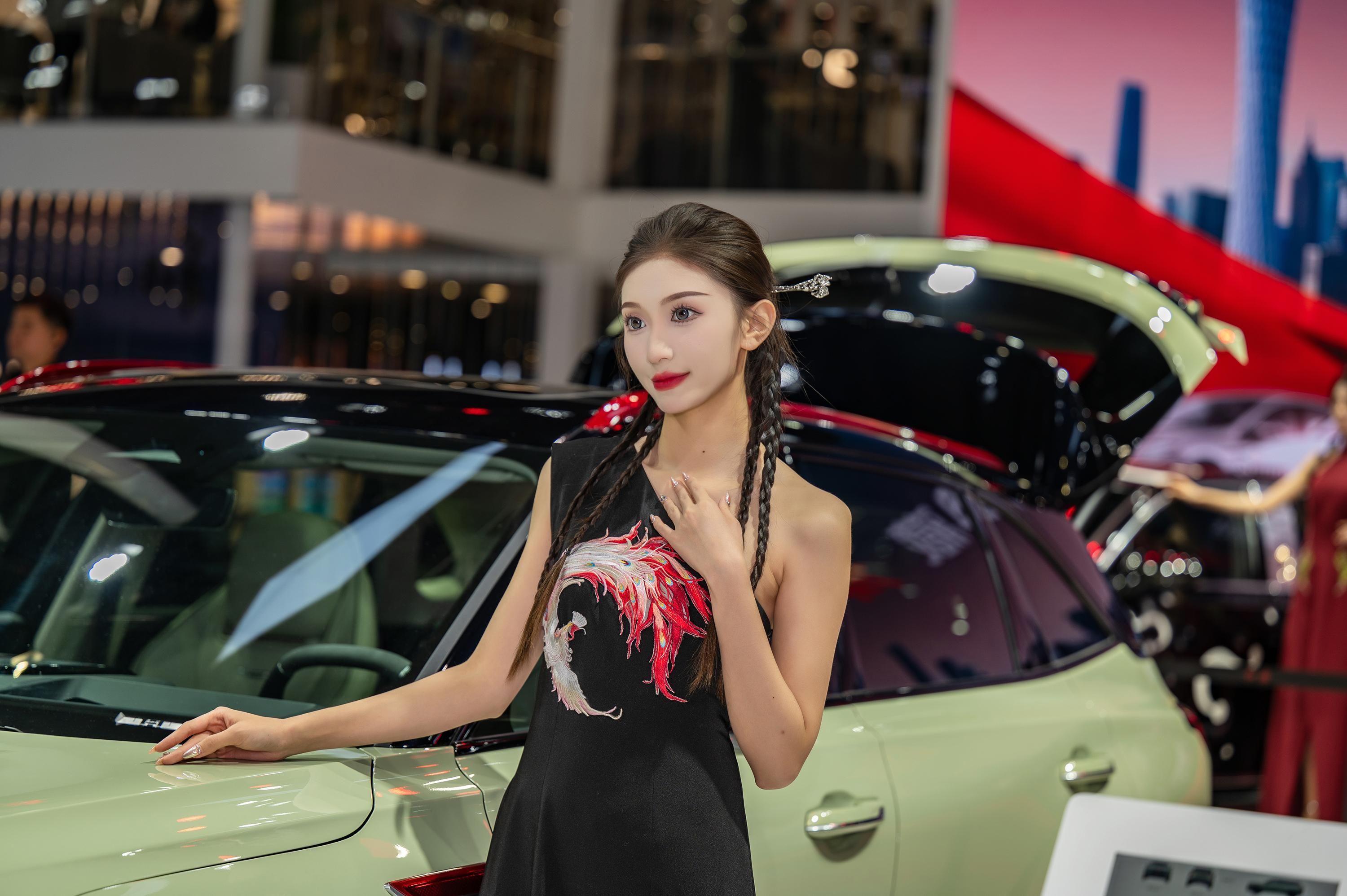 2023广州车展小姐姐大合集！是真男人就坚持到最后一张！