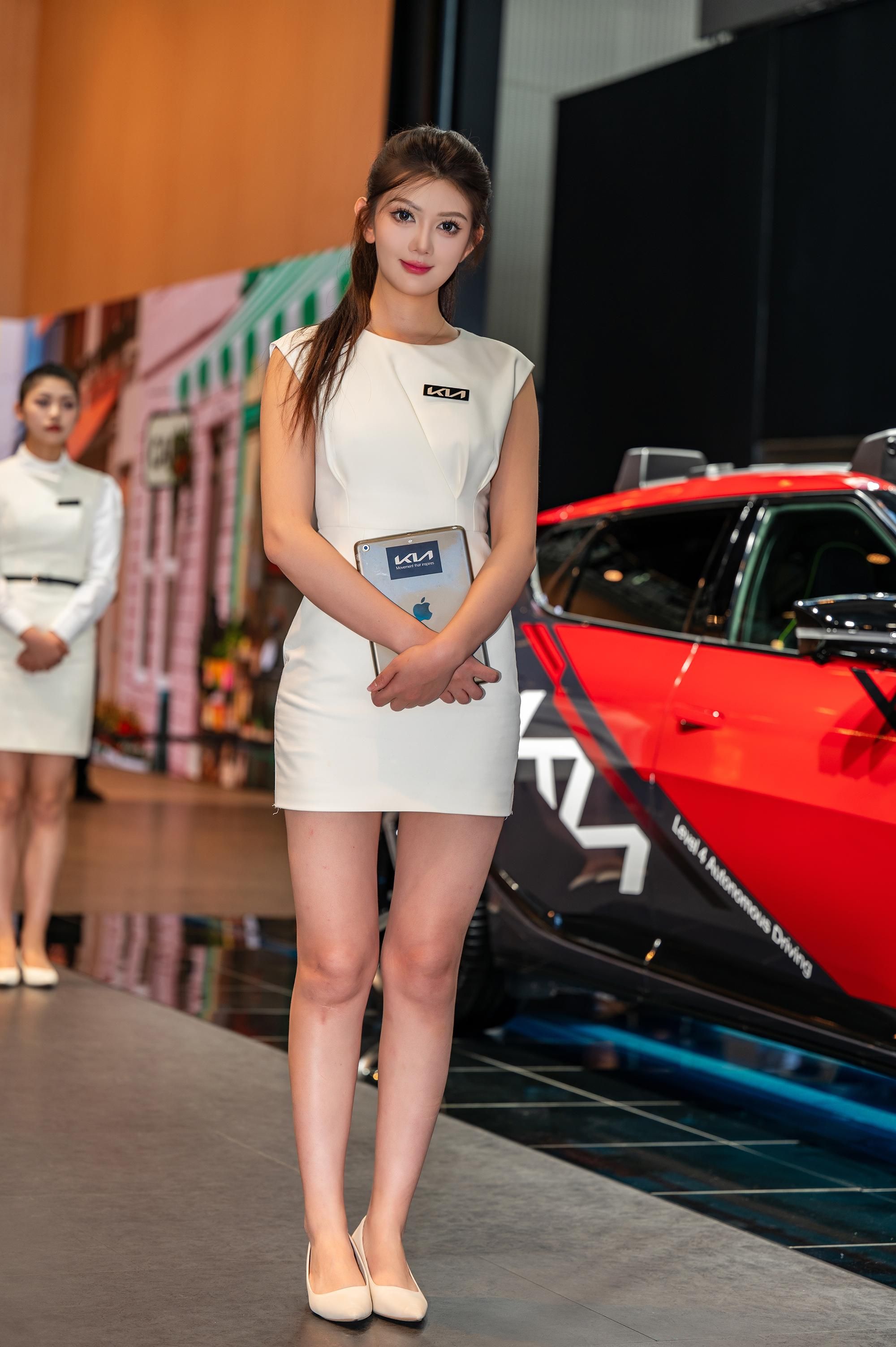 2023广州车展小姐姐大合集！是真男人就坚持到最后一张！