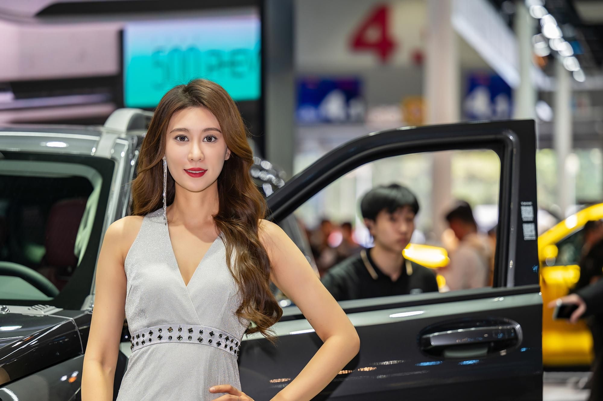 2023广州车展小姐姐大合集！是真男人就坚持到最后一张！