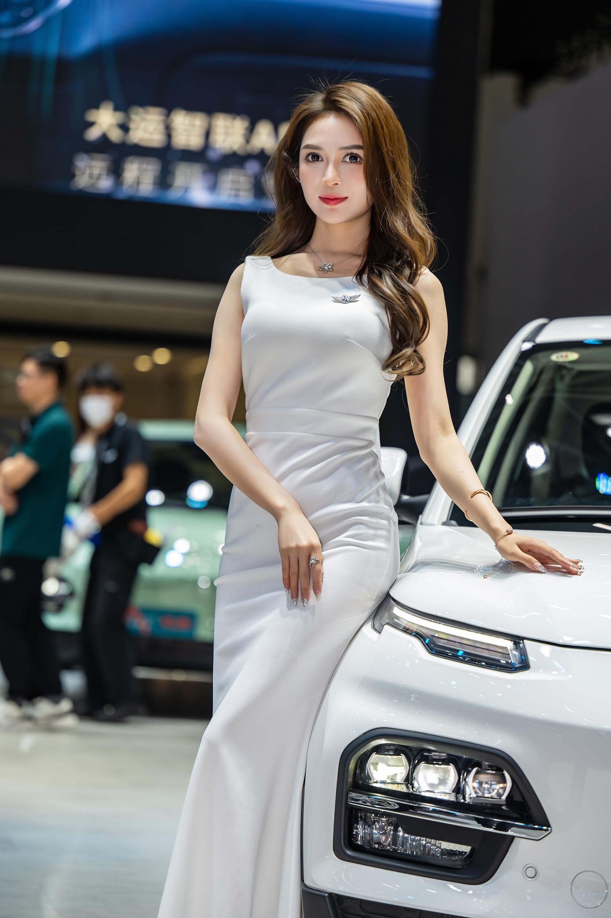 2023广州车展小姐姐大合集！是真男人就坚持到最后一张！
