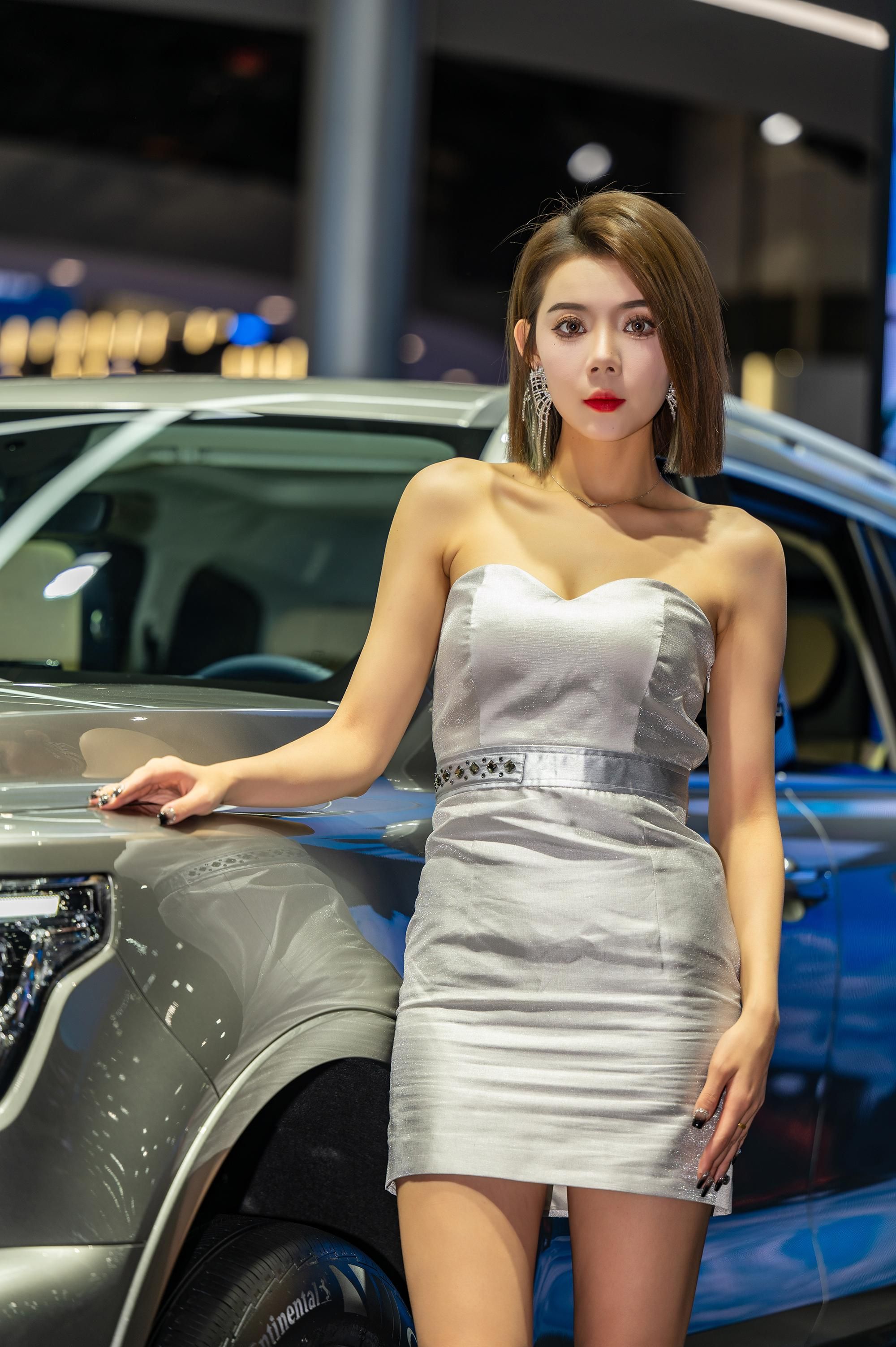 2023广州车展小姐姐大合集！是真男人就坚持到最后一张！