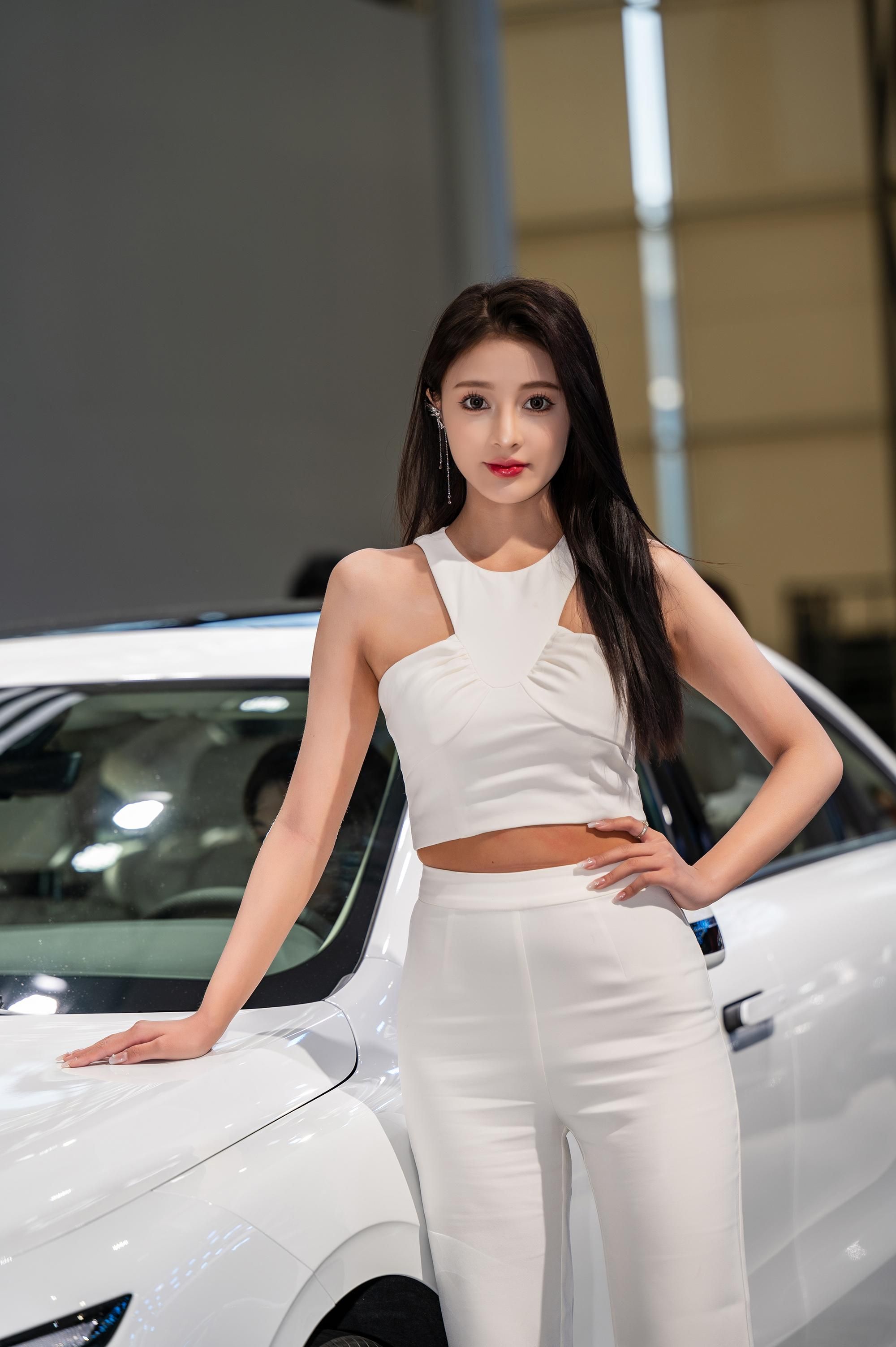 2023广州车展小姐姐大合集！是真男人就坚持到最后一张！