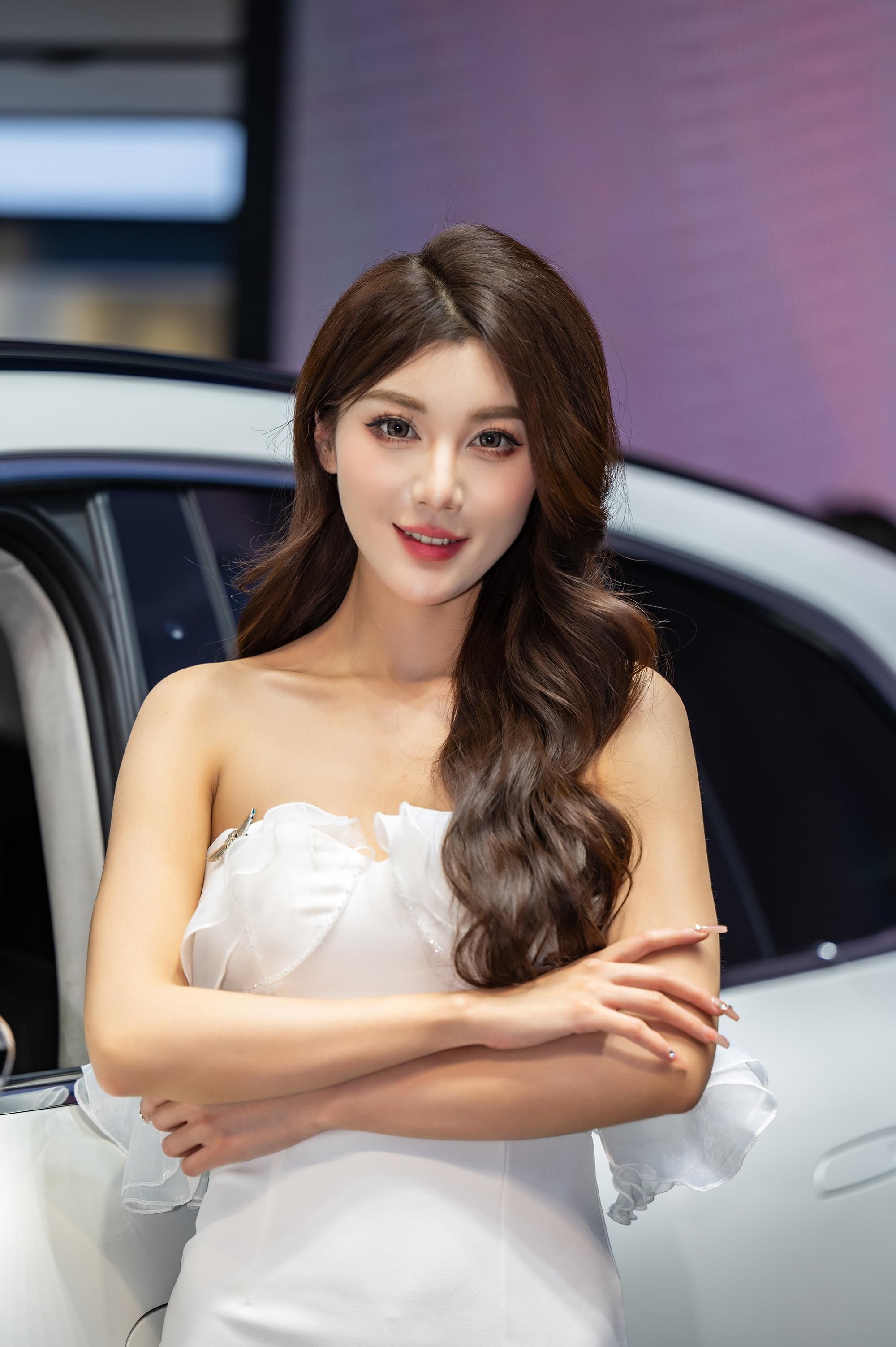 2023广州车展小姐姐大合集！是真男人就坚持到最后一张！