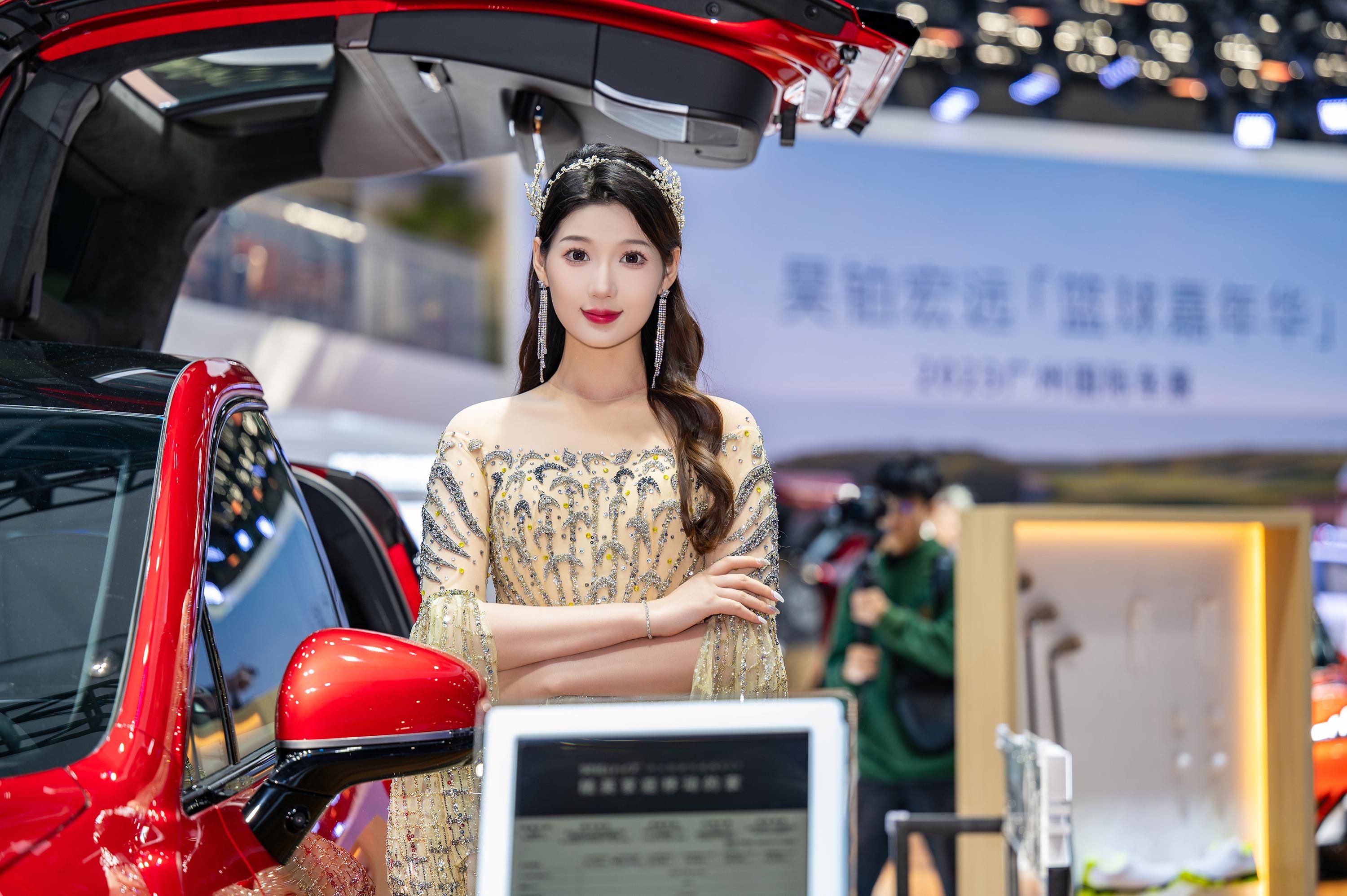 2023广州车展小姐姐大合集！是真男人就坚持到最后一张！