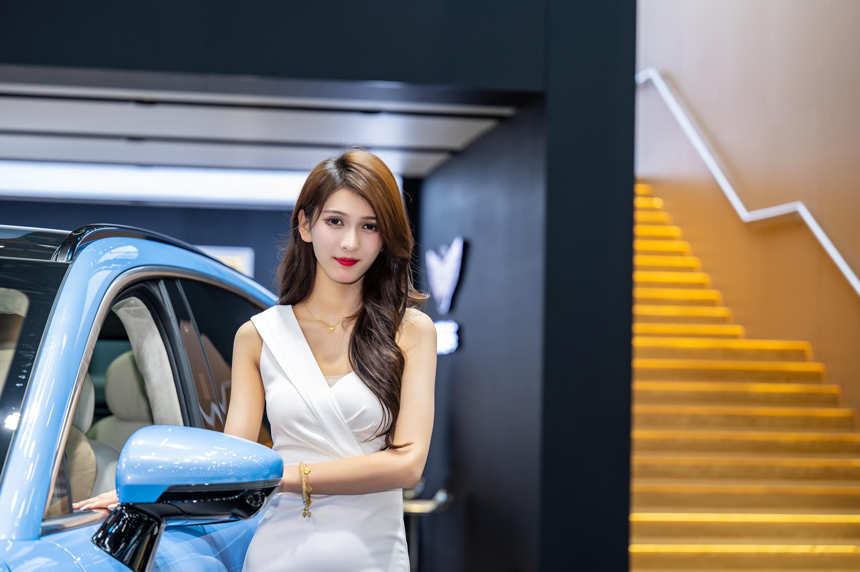 2023广州车展小姐姐大合集！是真男人就坚持到最后一张！