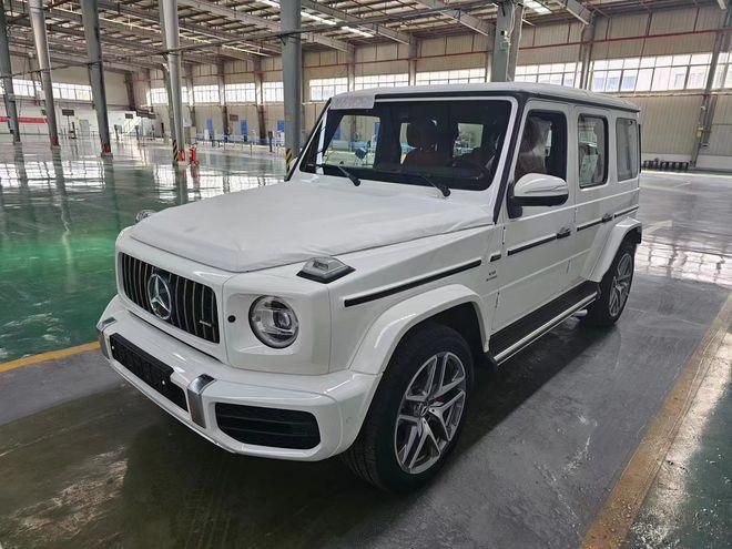 23款奔驰g63暴跌100万,对比中规优惠90万,落地价200万起?
