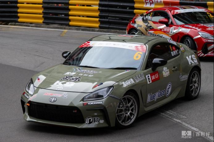 第70届格兰披治大赛车落幕 百利好祝贺路朗然车手斩获挑战赛亚军