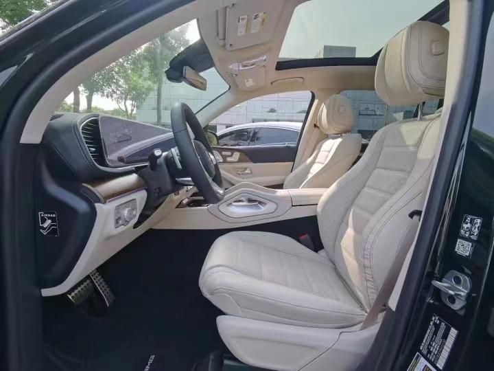 奔驰GLS580 4.0T V8最新报价143万起