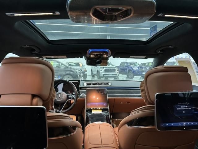 奔驰S级轿车是选中规还是选择平行进口S400S500S580如何选择