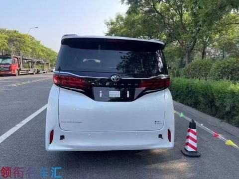 24款丰田埃尔法最新价格行情现车90万起售（颜色齐全）