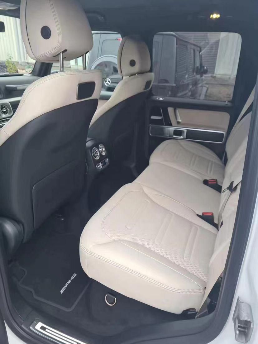 奔驰g50040t港口最新报价行情190万起